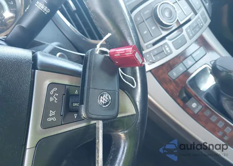 2013 Buick Lacrosse из США, поврежденный, VIN 1G4GC5E35DF226278